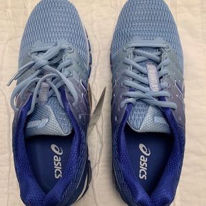 ASICS Gel- Quantum 180